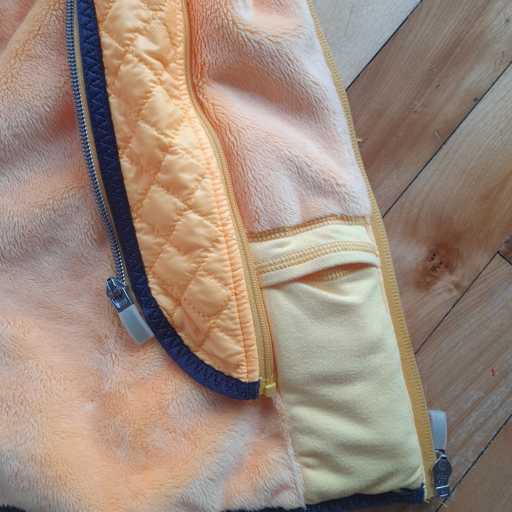 Lululemon zip up vest - Picture 3 of 6